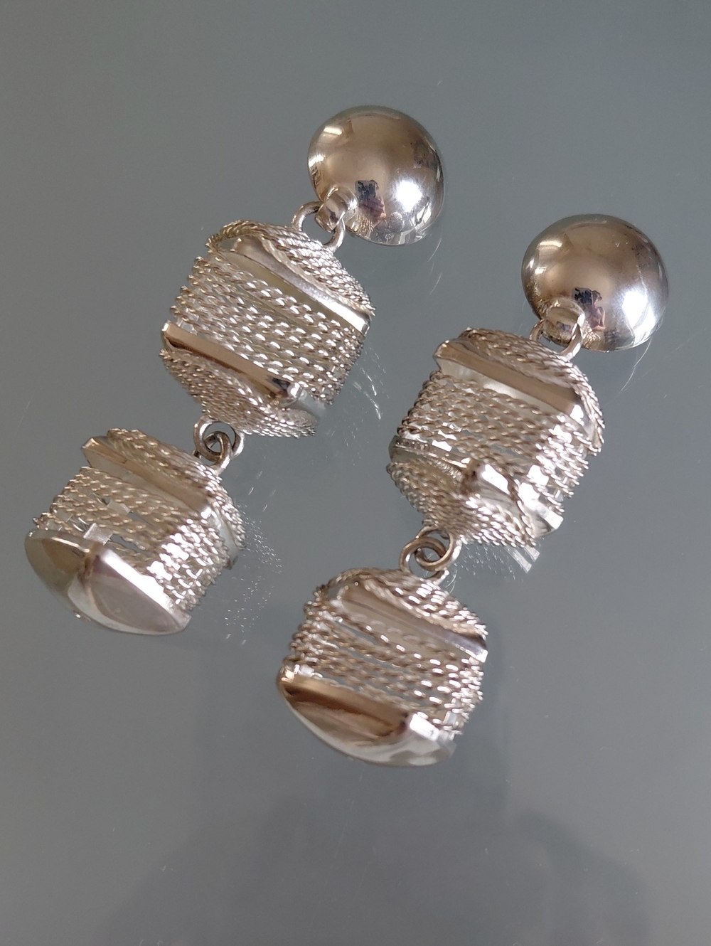 Vintage Mid-Century Modernist Silver Tone Mesh Dangle Clip-On Earrings